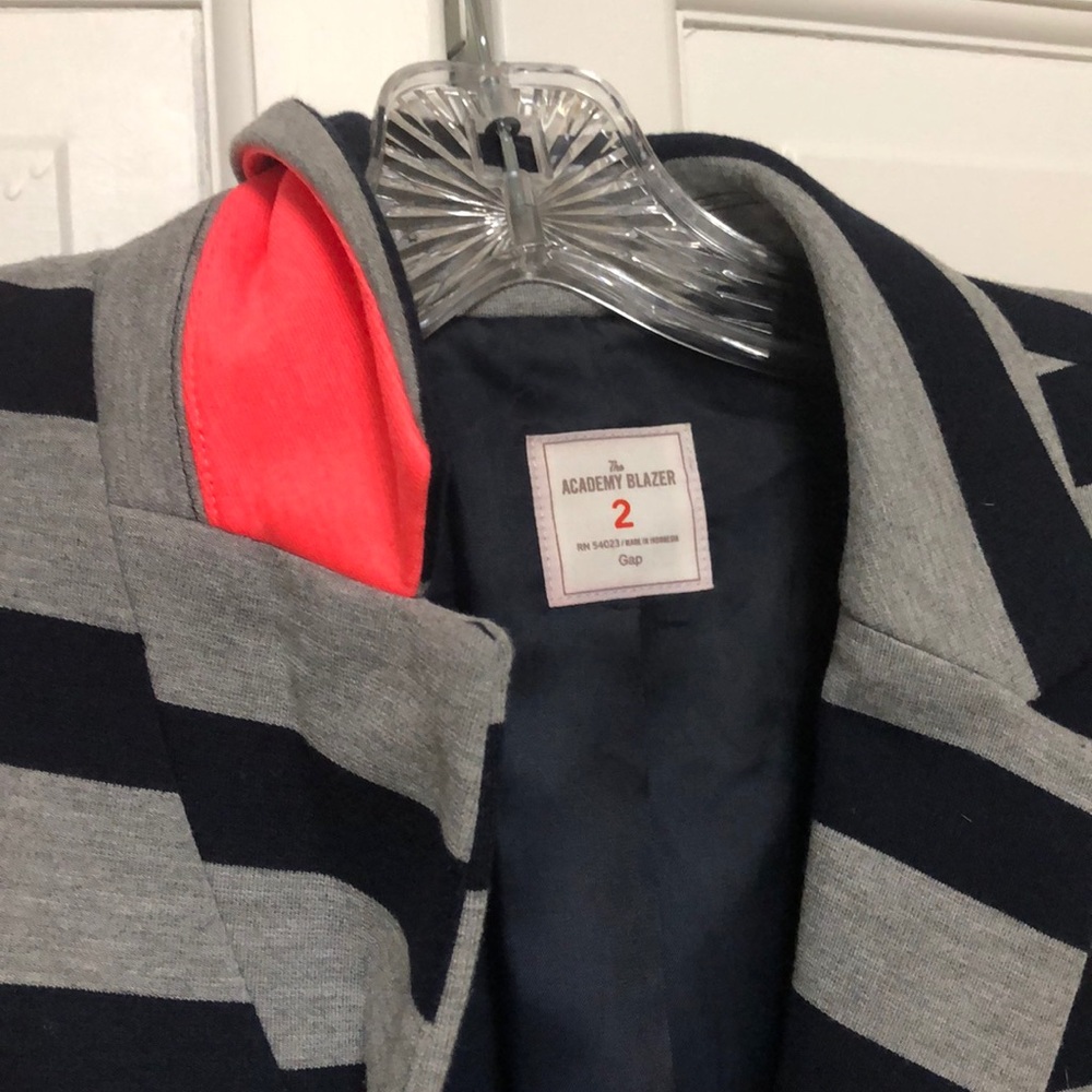 Academy Blazer like new! - Picture 3 of 3